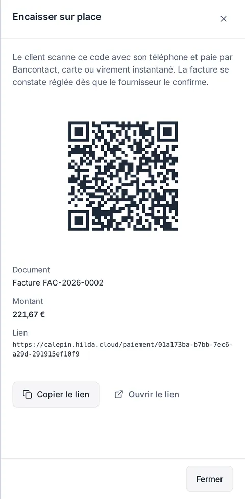 Encaissement sur place : un code QR que le client scanne pour régler la facture par Bancontact, carte ou virement instantané.